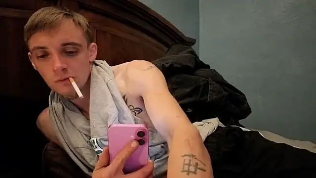 Ilovepussy1911 online show from March 23, 4:38 am