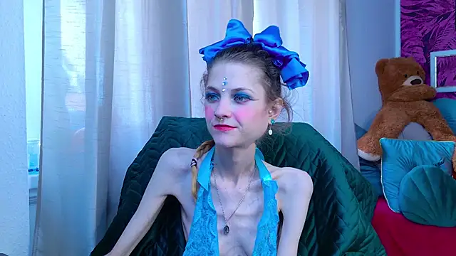KittyRaine online show from May 8, 12:32 pm