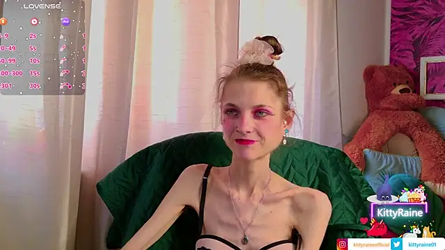 KittyRaine online show from May 14, 1:18 pm