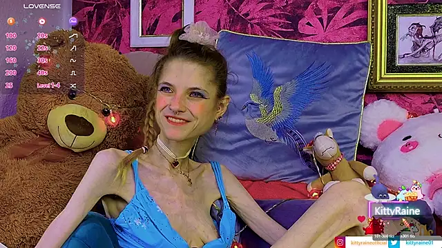 Snapshot of KittyRaine chatting on June 2, 12:51 pm KittyRaine online show from June 2, 12:51 pm