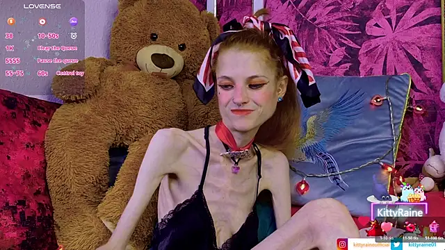 Snapshot of KittyRaine chatting on June 10, 1:10 pm KittyRaine online show from June 10, 1:10 pm