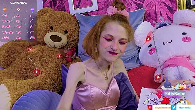 Snapshot of KittyRaine chatting on June 25, 12:53 pm KittyRaine online show from June 25, 12:53 pm