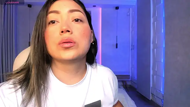 heidy johns online show from October 2, 3:13 am