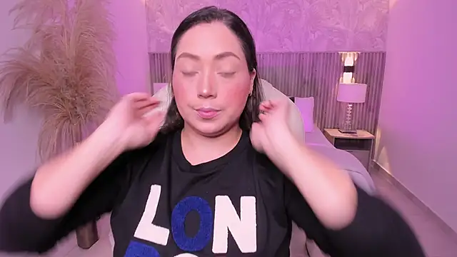 Snapshot of heidy_johns chatting on January 14, 3:23 am heidy johns online show from January 14, 3:23 am