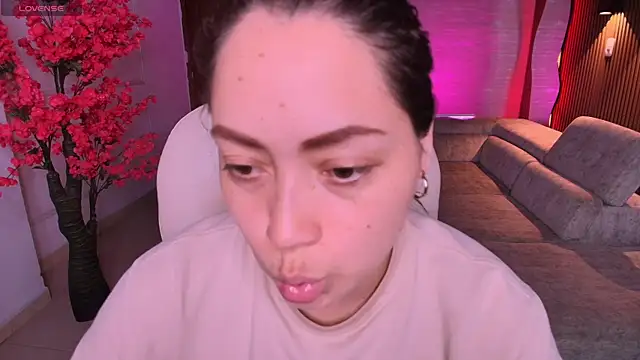 heidy johns online show from May 6, 3:13 am