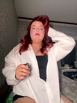 Snapshot of Dreamy_Desire chatting on October 10, 5:34 pm Dreamy Desire online show from October 10, 5:34 pm