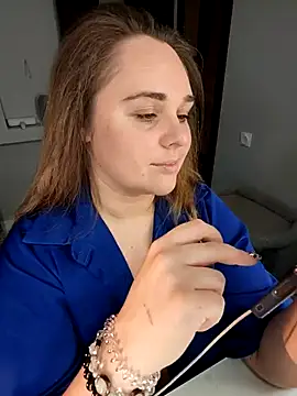 Juicy PeachLux online show from November 3, 3:08 am