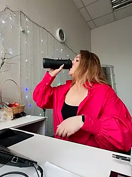 Juicy PeachLux online show from May 10, 6:51 am