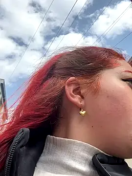 Snapshot of Karina_Leon chatting on December 19, 6:48 pm Karina Leon online show from December 19, 6:48 pm