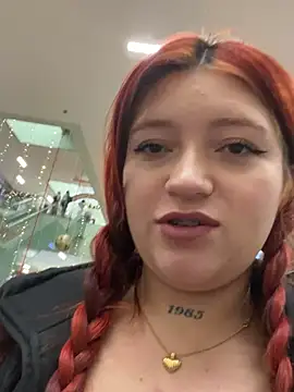 Snapshot of Karina_Leon chatting on January 12, 6:13 pm Karina Leon online show from January 12, 6:13 pm