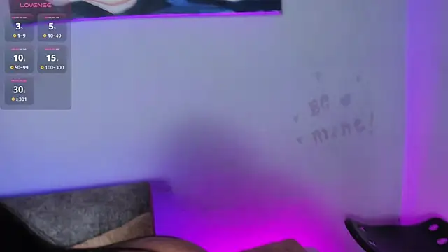 Snapshot of agathabela chatting on February 17, 12:12 pm agathabela online show from February 17, 12:12 pm