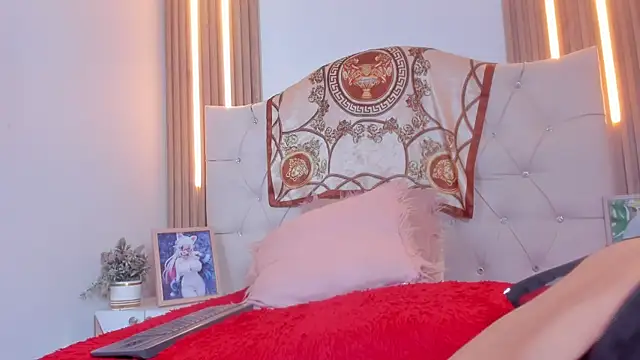 Alexa Bravva online show from May 17, 3:59 am