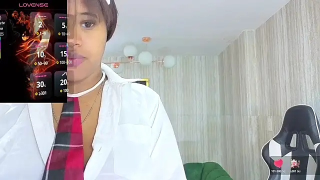 Snapshot of abby1_t_ chatting on October 18, 3:09 am abby1 t online show from October 18, 3:09 am