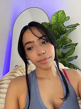  Emily Thompson  online show from April 2, 2:31 am