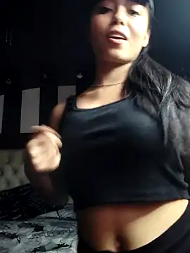 Snapshot of roshni_3562 chatting on March 9, 7:45 am roshni 3562 online show from March 9, 7:45 am