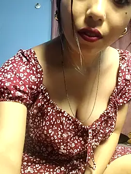Snapshot of roshni_3562 chatting on March 9, 11:35 pm roshni 3562 online show from March 9, 11:35 pm
