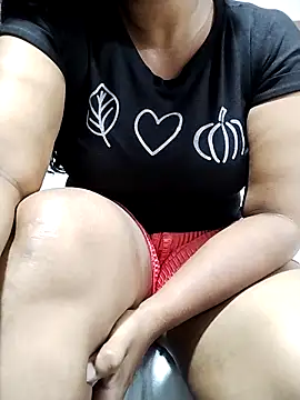Snapshot of Achayathi_Mallu chatting on October 7, 12:24 pm Achayathi Mallu online show from October 7, 12:24 pm