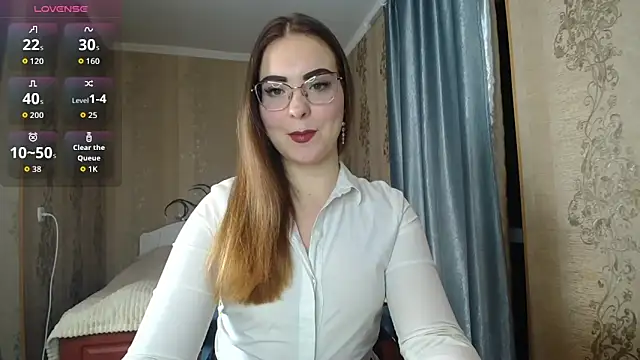 Snapshot of Leila_Kissyu chatting on February 24, 3:54 pm Leila Kissyu online show from February 24, 3:54 pm