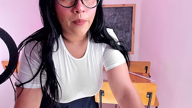 grace tom online show from May 8, 3:56 am