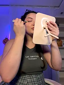 MiraLuccian online show from November 4, 8:19 pm