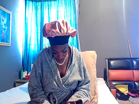 WildSeduction24xx online show from September 12, 8:36 am