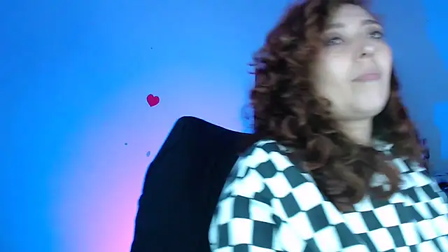 Luz delunaa online show from March 22, 4:05 am