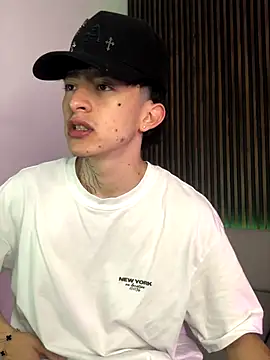 troy rouge online show from October 4, 11:41 am