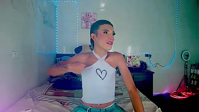 KimberlyXtreme online show from October 24, 8:27 pm