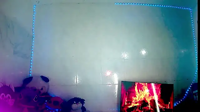 KimberlyXtreme online show from December 20, 1:29 pm