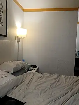 Snapshot of KITTYBOOBOOFUXX chatting on October 25, 6:35 pm KITTYBOOBOOFUXX online show from October 25, 6:35 pm