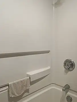 Snapshot of KITTYBOOBOOFUXX chatting on October 28, 1:53 am KITTYBOOBOOFUXX online show from October 28, 1:53 am