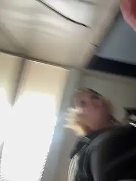 Snapshot of KITTYBOOBOOFUXX chatting on December 23, 1:47 am KITTYBOOBOOFUXX online show from December 23, 1:47 am