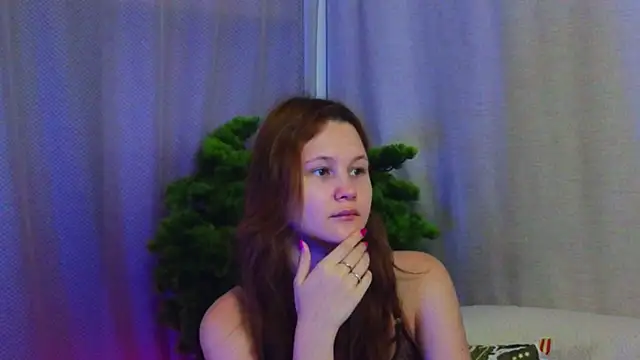 AmeliRoyse online show from December 19, 5:31 pm