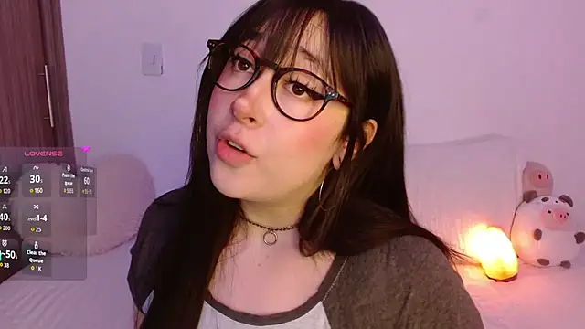 Snapshot of Oliviargf chatting on December 23, 12:30 am Oliviargf online show from December 23, 12:30 am