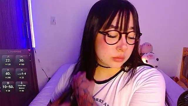 Snapshot of Oliviargf chatting on January 17, 12:15 am Oliviargf online show from January 17, 12:15 am