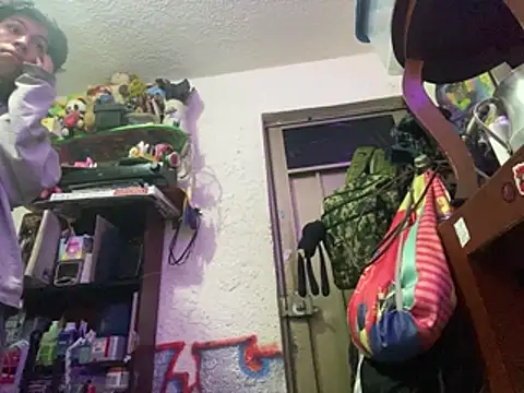 Snapshot of kirito_kun chatting on March 31, 4:13 am kirito kun online show from March 31, 4:13 am