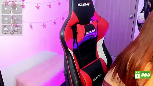 LindaSilverstone online show from October 10, 11:48 pm