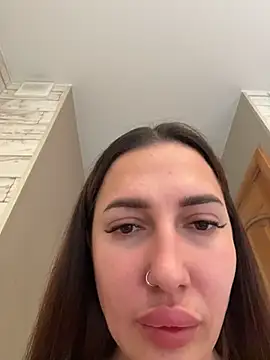 AleksandraRich online show from May 18, 12:51 am