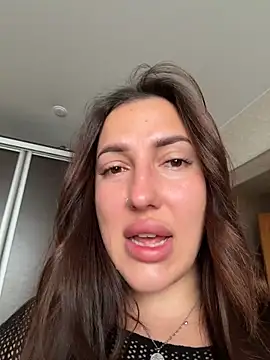 AleksandraRich online show from May 19, 1:56 am