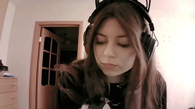 RendyDow online show from March 20, 7:25 am