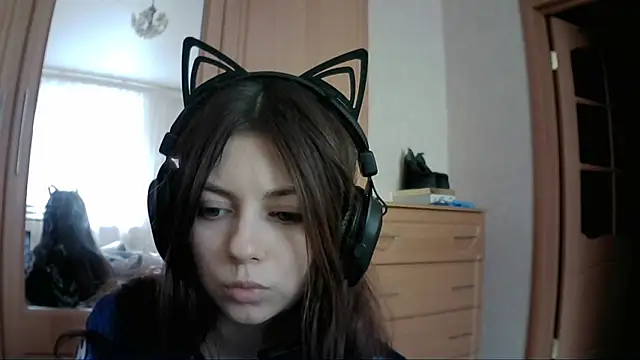 RendyDow online show from March 21, 10:17 am