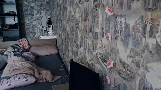 Snapshot of RendyDow chatting on February 14, 8:00 am RendyDow online show from February 14, 8:00 am