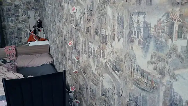 Snapshot of RendyDow chatting on February 19, 7:59 am RendyDow online show from February 19, 7:59 am