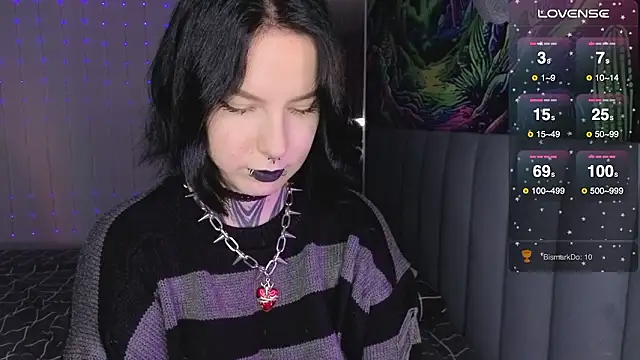 Snapshot of yourvodka chatting on February 28, 3:51 am yourvodka online show from February 28, 3:51 am