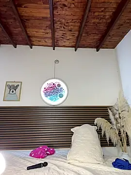 roldanmary online show from March 13, 12:16 am