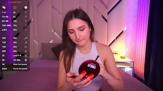 JanieFoxy online show from March 14, 6:21 am