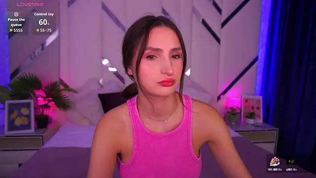 JanieFoxy online show from September 13, 6:02 am