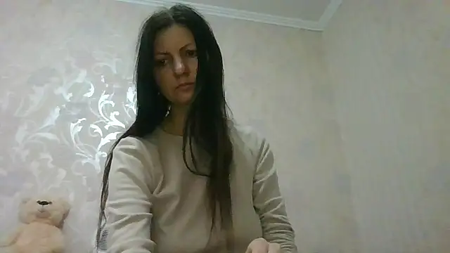 AliseWats online show from May 16, 9:24 pm