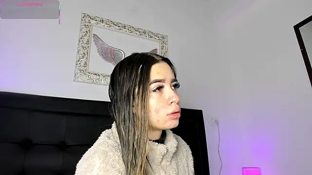 Snapshot of Lola_Blondie chatting on September 10, 12:05 pm Lola Blondie online show from September 10, 12:05 pm