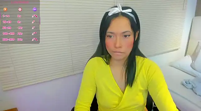  LiilyWong online show from March 15, 1:29 pm